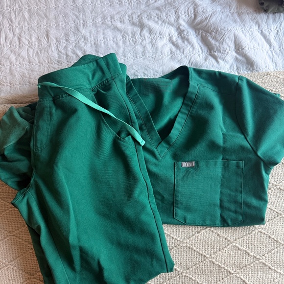 Figs set - Picture 1 of 1